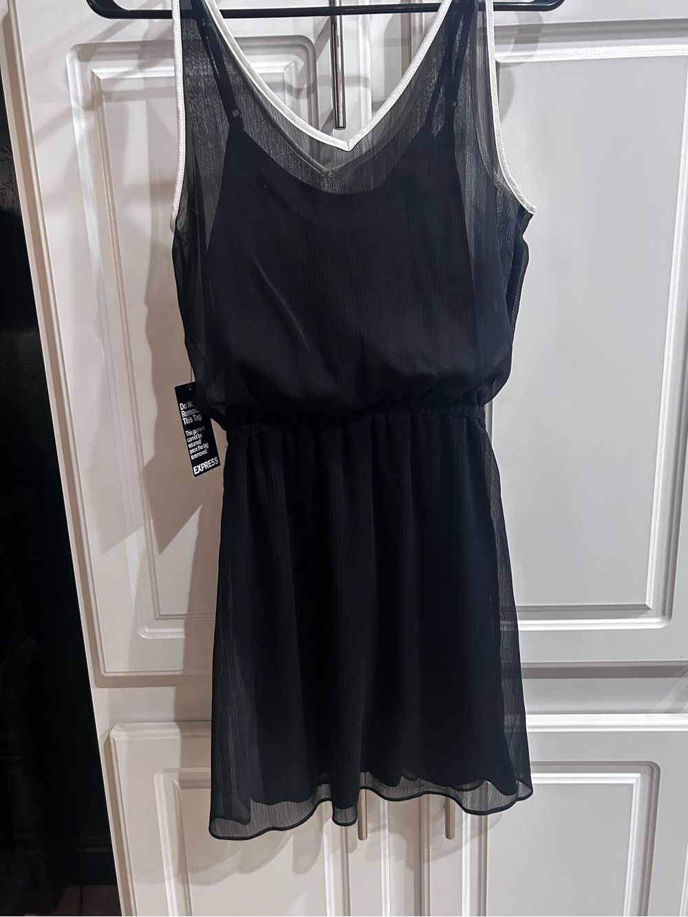 Express Black Dress with White Trim size estra small - Picture 5 of 7